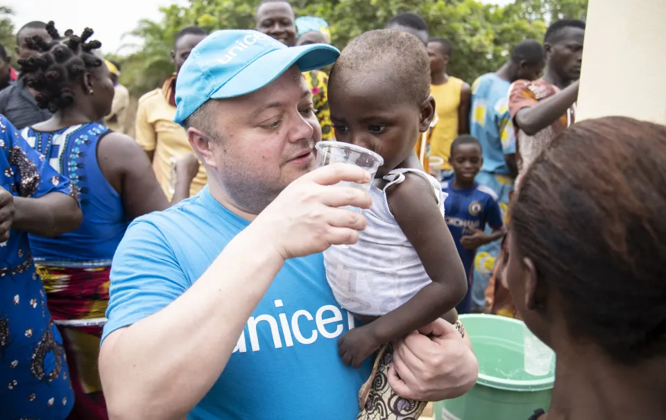 Mikko Franck en mission en Afrique avec UNICEF France